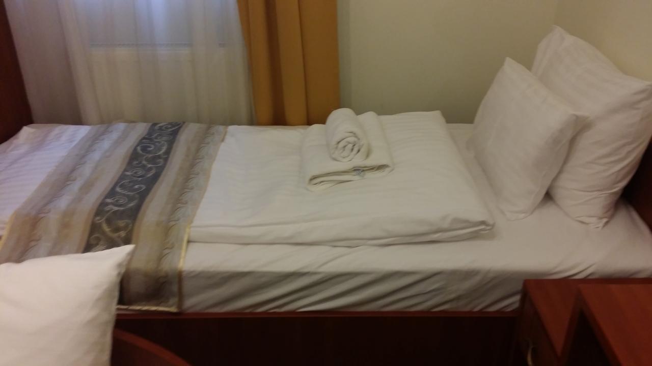 Partium Hotel แซแก็ด ภายนอก รูปภาพ